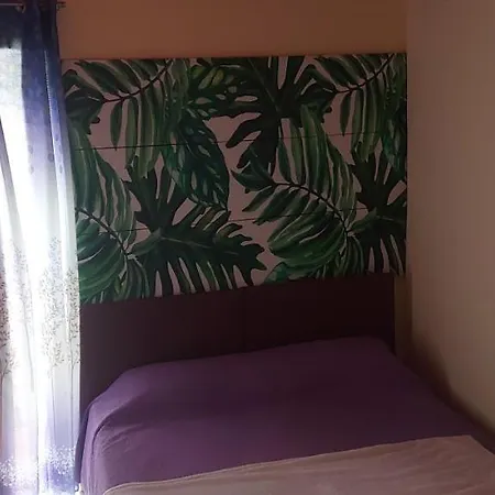招待所 Stanza In Con Giardino Con Box Doccia Idromassaggio Rent A Car Aci Bonaccorsi